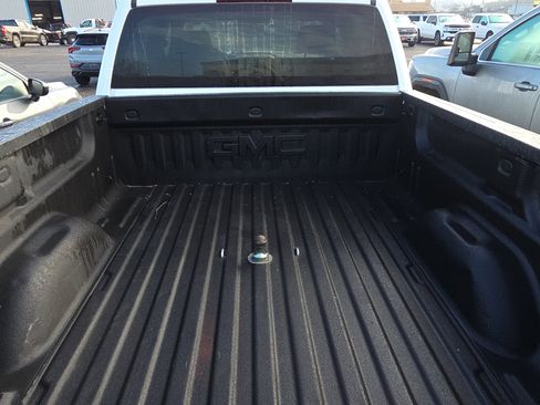 Used 2018 GMC Sierra 2500 SLT w/ Suspension Package, Off-Road image 6