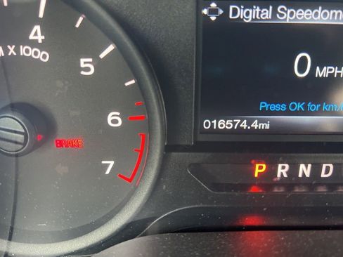 Used 2019 Ford F150 XL w/ Equipment Group 101A Mid AWD/4WD image 8