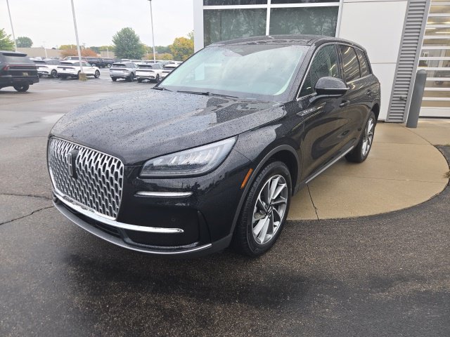 Certified 2024 Lincoln Corsair AWD w/ Equipment Group 101A image 7