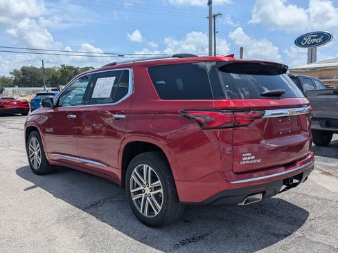 Used 2023 Chevrolet Traverse High Country w/ LPO, Floor Liner Package FWD image 6