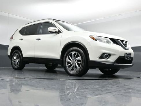 Used 2015 Nissan Rogue SL w/ SL Premium Package AWD/4WD image 37
