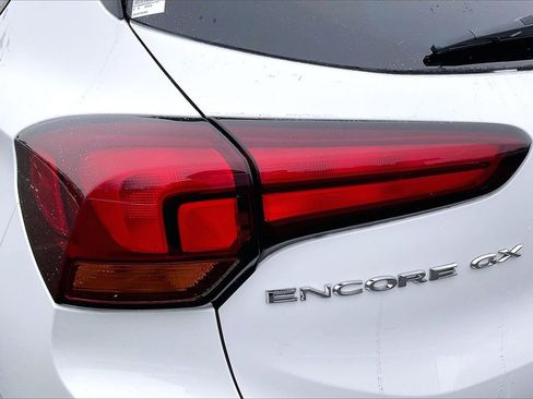 Used 2022 Buick Encore GX Preferred image 25