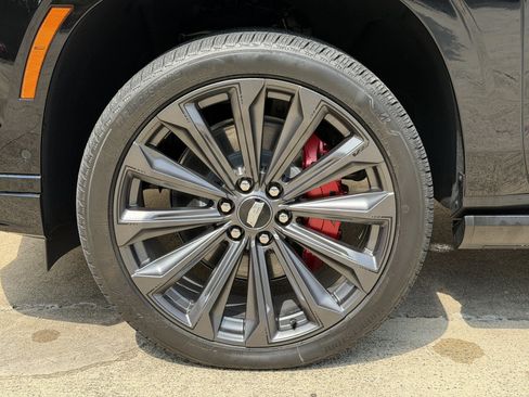 Used 2026 Cadillac Escalade V AWD/4WD image 12