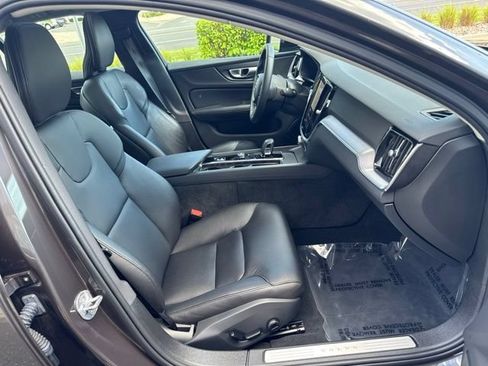 Used 2024 Volvo S60 B5 Core w/ Climate Package FWD image 15