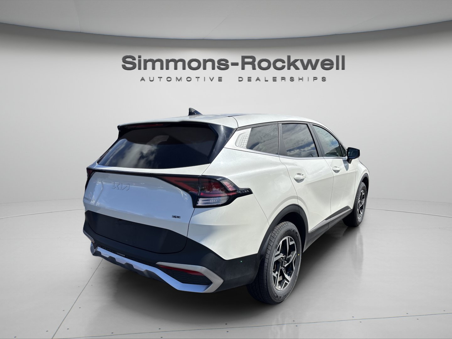 Used 2023 Kia Sportage LX AWD/4WD image 4