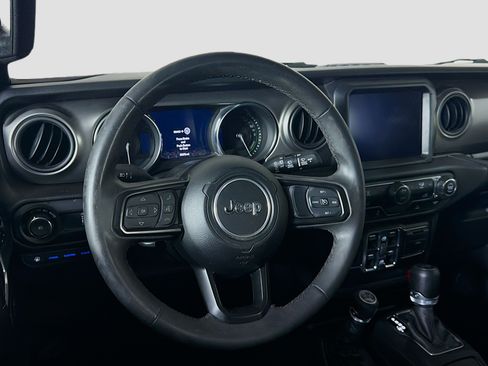 Used 2023 Jeep Wrangler Unlimited w/ 8.4" Radio Group AWD/4WD image 18