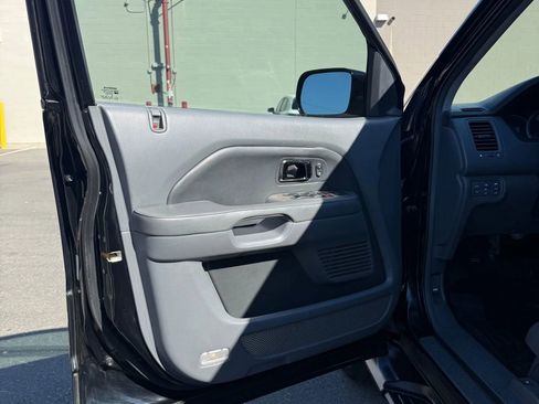 Used 2006 Honda Pilot EX-L image 9