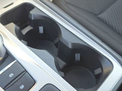 Used 2023 Ford Explorer XLT image 28