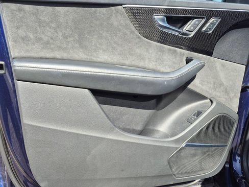 Used 2020 Audi SQ8 Prestige AWD/4WD image 14