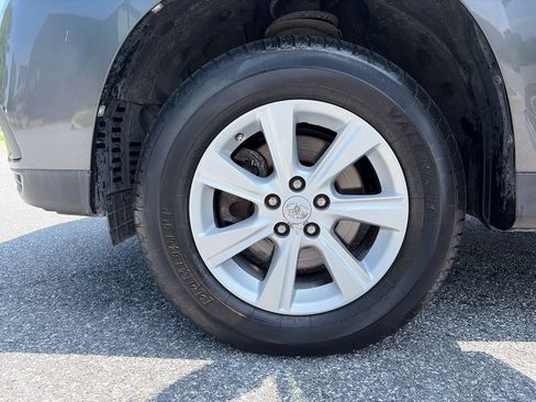 Used 2011 Toyota Highlander 4WD w/ Tow Pkg image 29