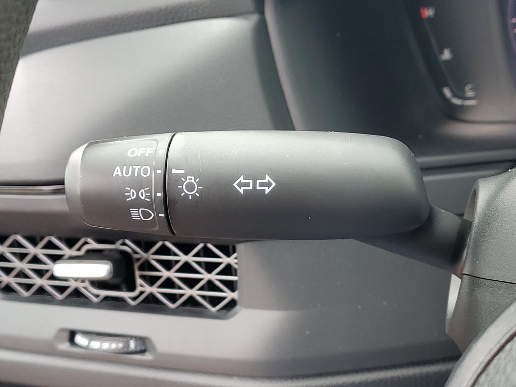 Certified 2023 Honda Accord EX image 18