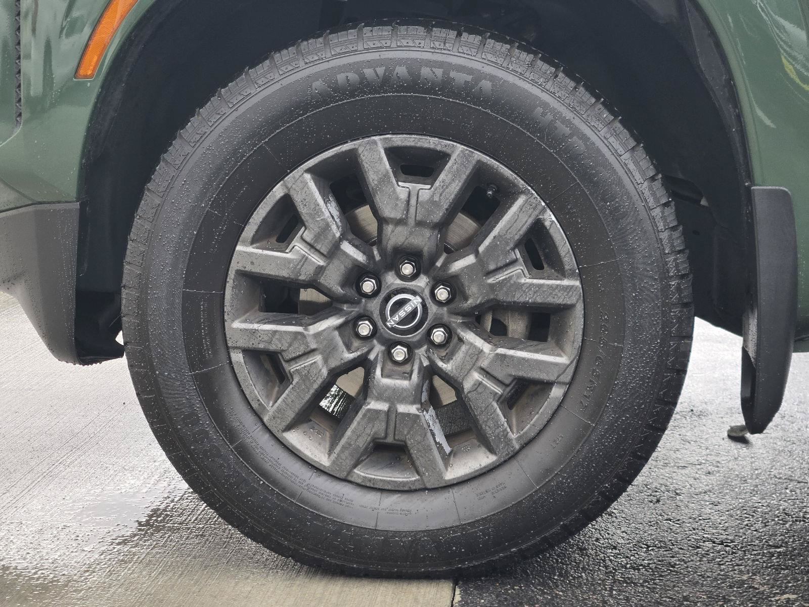 Used 2022 Nissan Frontier SV RWD image 11