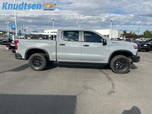 Used 2025 Chevrolet Silverado 1500 ZR2 w/ ZR2 Bison Edition AWD/4WD image 5