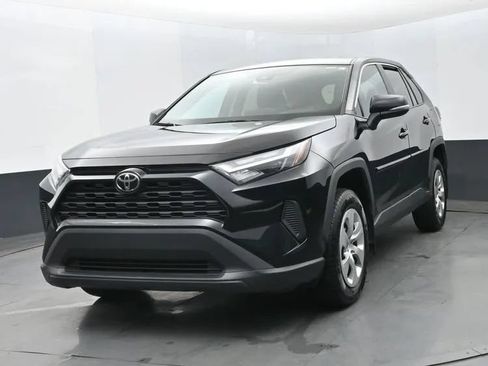 Used 2023 Toyota RAV4 LE AWD/4WD image 1