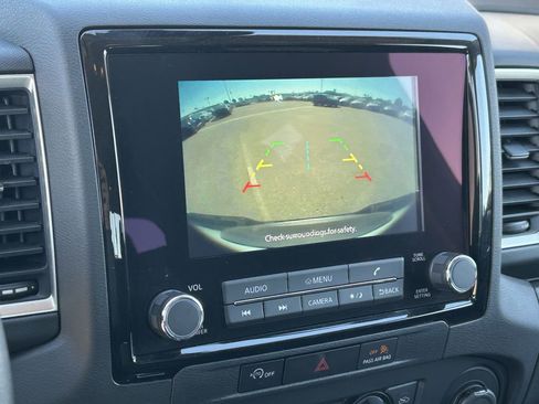 Used 2023 Nissan Frontier SV w/ SV Convenience Package image 20