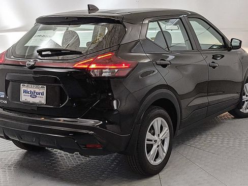 Used 2024 Nissan Kicks S FWD image 3