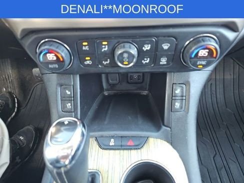 Used 2019 GMC Acadia Denali image 45