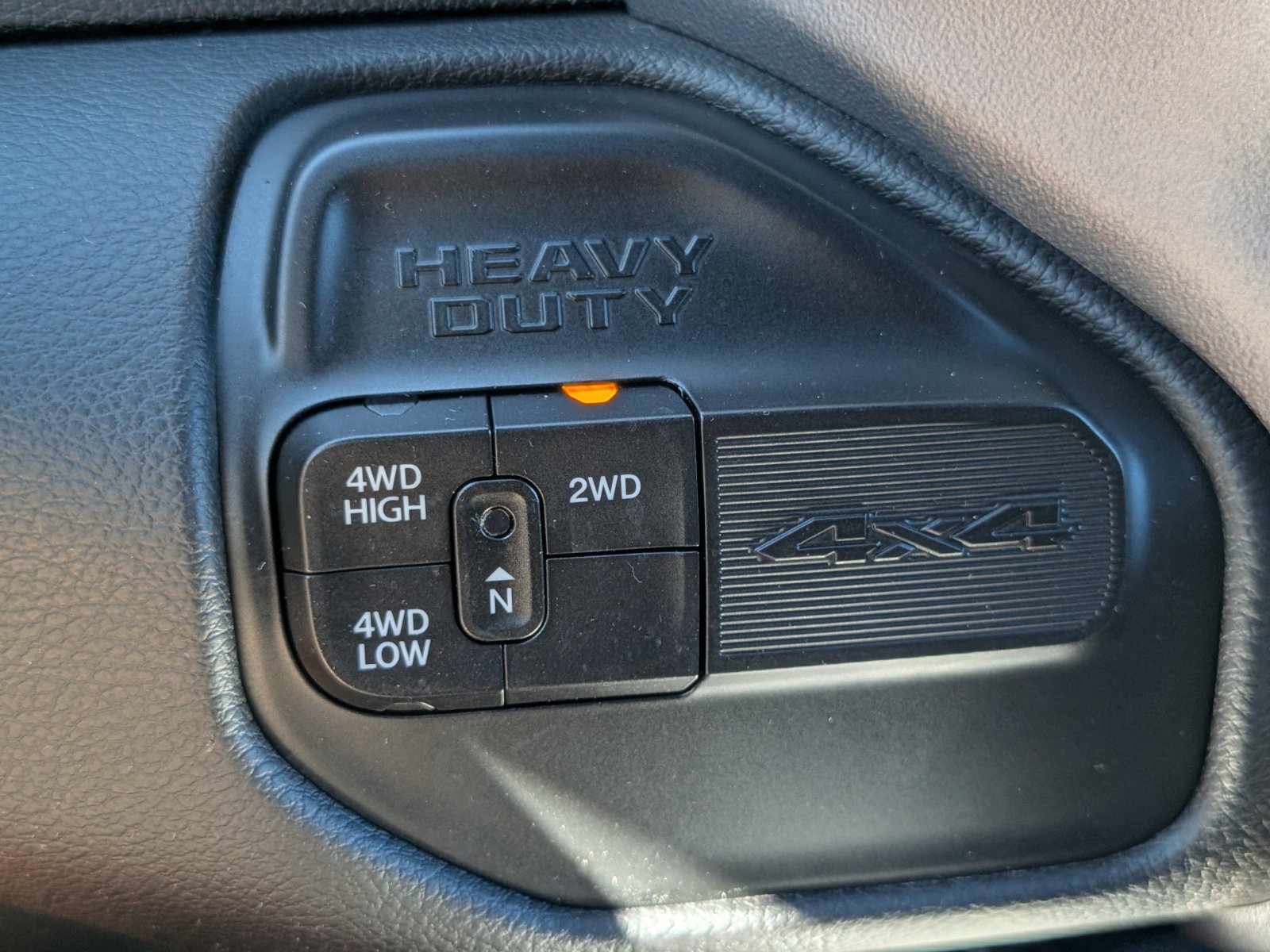 Used 2023 RAM 3500 Laramie AWD/4WD image 13