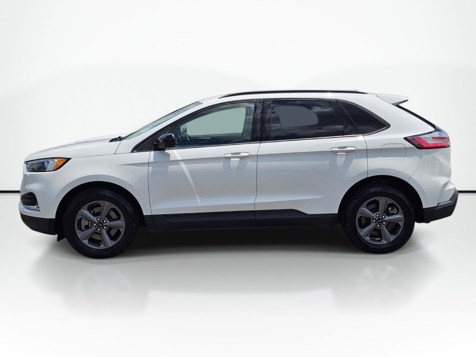 Used 2023 Ford Edge SEL w/ Sport Appearance Package AWD/4WD image 13