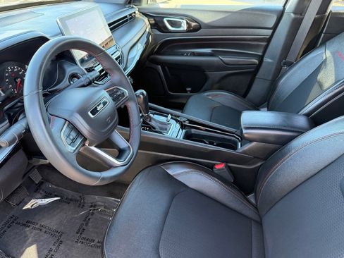Used 2023 Jeep Compass Trailhawk image 19