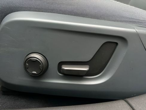 Used 2022 Polestar Polestar 2 image 23