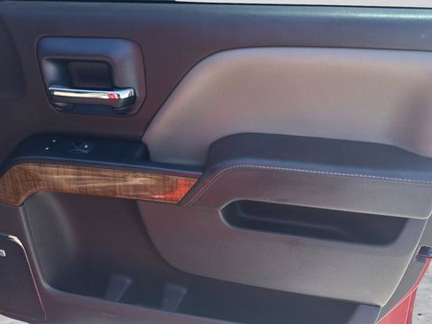 Used 2018 GMC Sierra 1500 SLT AWD/4WD image 23