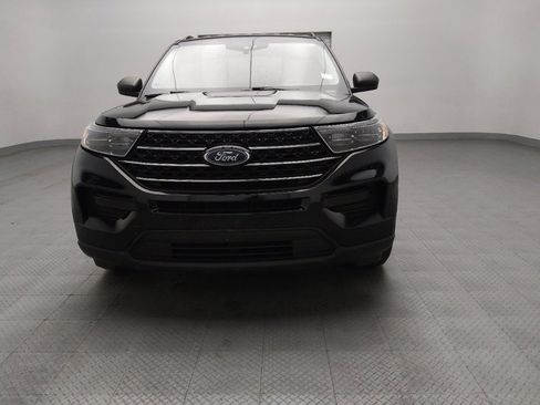 Used 2020 Ford Explorer XLT image 15