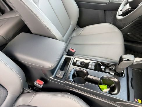 New 2026 Subaru Outback Limited AWD/4WD image 31