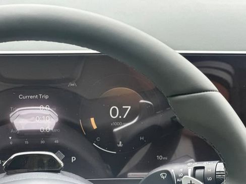 New 2025 Hyundai Tucson Limited image 22