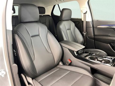 Certified 2025 Buick Envision Preferred image 10
