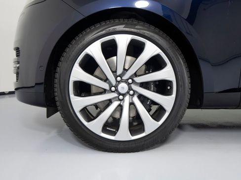 Used 2023 Land Rover Range Rover SE AWD/4WD image 14
