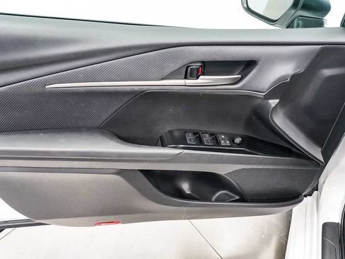 Used 2026 Toyota Camry SE FWD image 21