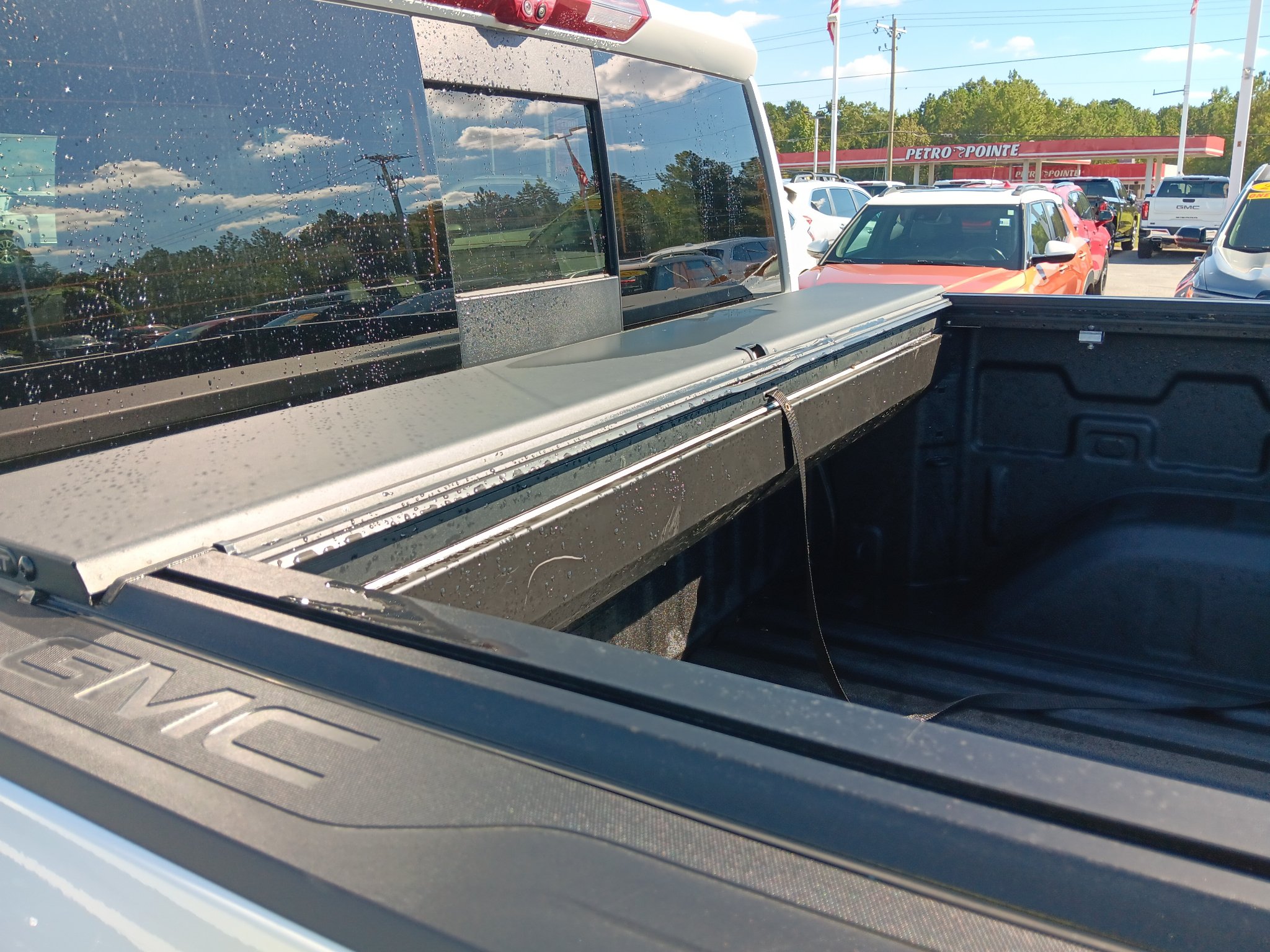 Used 2026 GMC Sierra 1500 AT4 w/ AT4 Premium Package AWD/4WD image 19