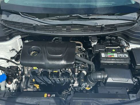 Used 2019 Kia Rio S FWD image 3