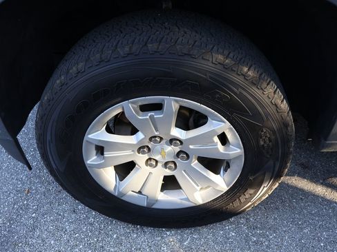 Used 2021 Chevrolet Colorado LT w/ Safety Package image 4