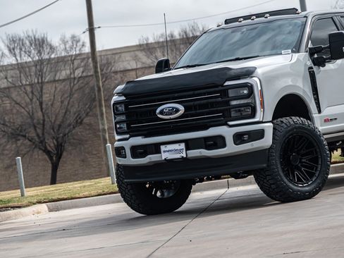 Used 2026 Ford F250 Platinum image 9