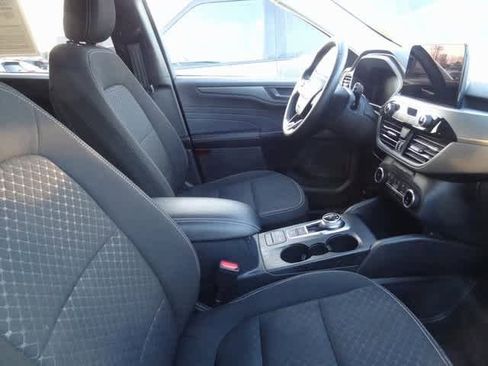 Certified 2024 Ford Escape Active image 9