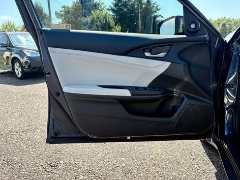 Used 2019 Honda Insight Touring image 11