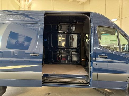 New 2026 Mercedes-Benz Sprinter 2500 image 8