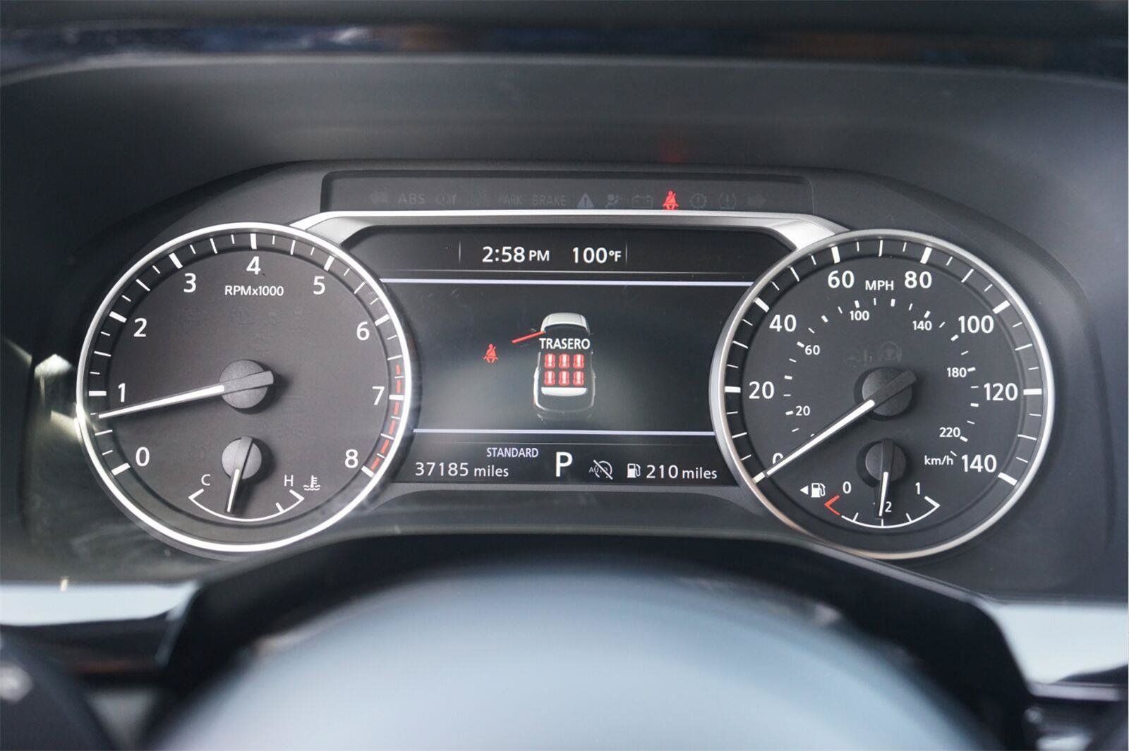Used 2025 Nissan Pathfinder SV FWD image 26
