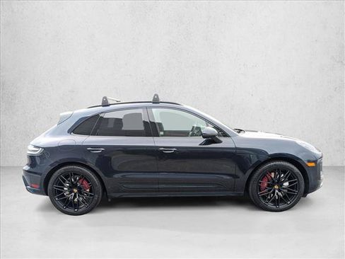 Used 2022 Porsche Macan GTS AWD/4WD image 4