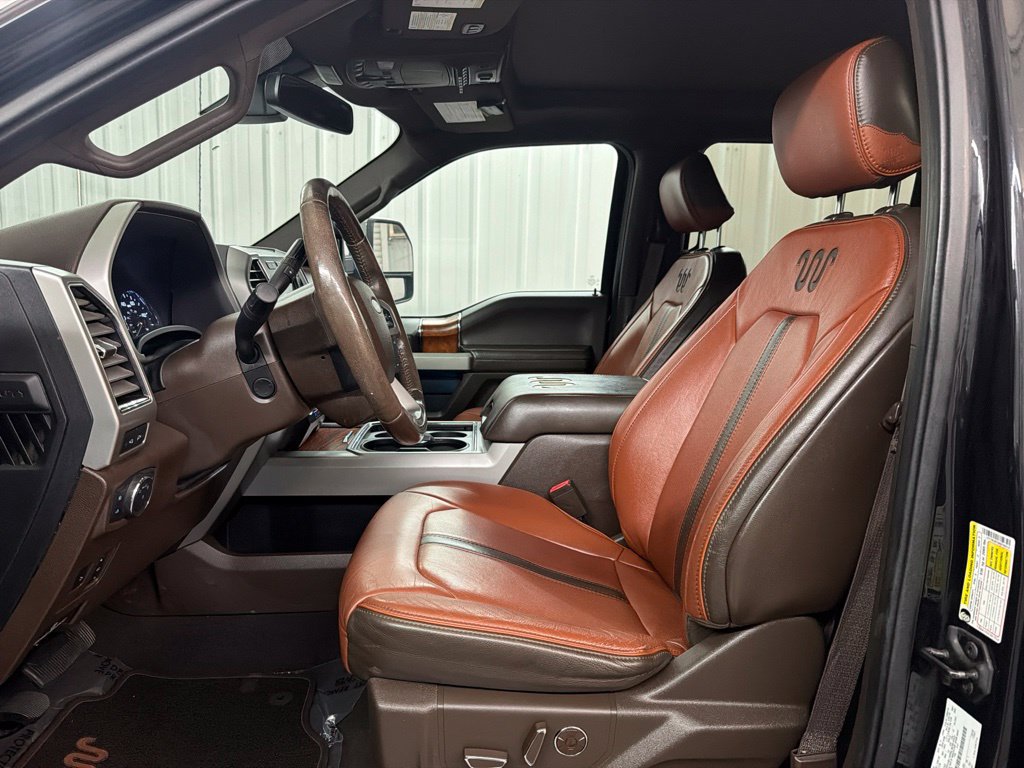 Used 2019 Ford F250 King Ranch w/ King Ranch Ultimate Package AWD/4WD image 13