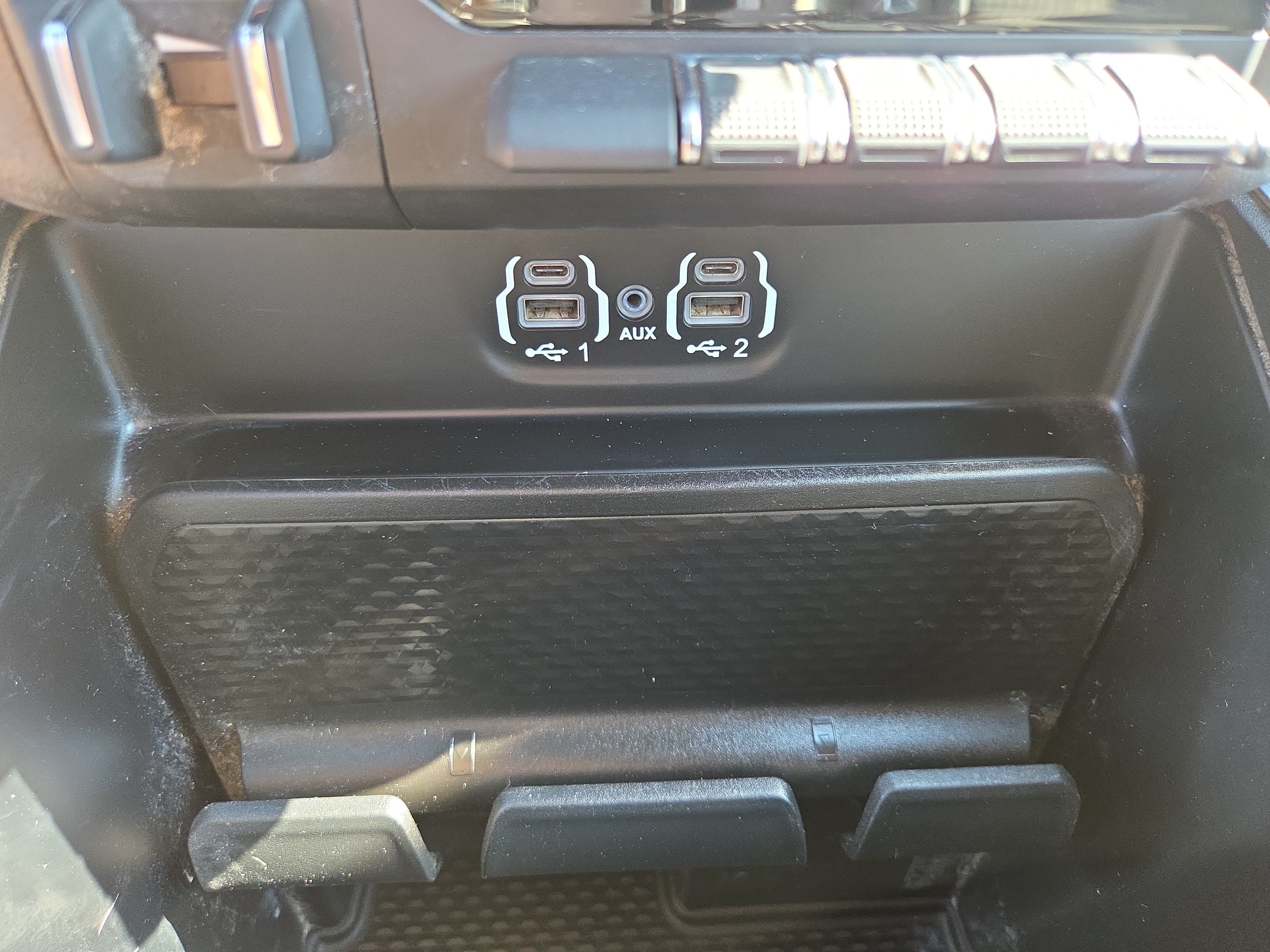 Used 2024 RAM 2500 Big Horn w/ Off Road Package AWD/4WD image 12