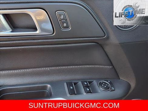 Used 2023 Ford Mustang Premium image 23