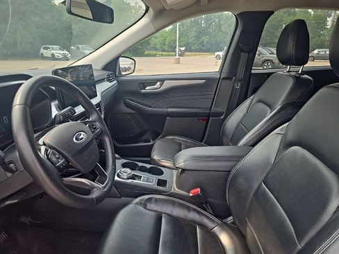Used 2024 Ford Escape Platinum AWD/4WD image 6