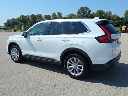 Used 2024 Honda CR-V EX image 5