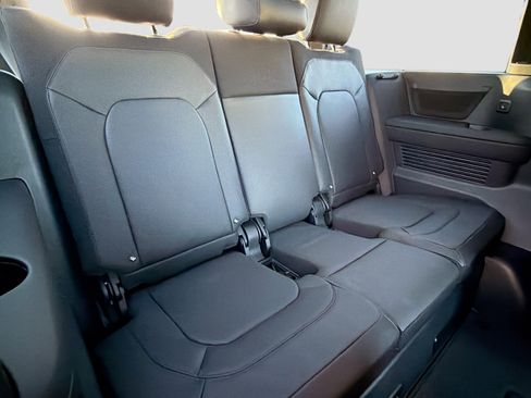 New 2026 Land Rover Defender 130 V8 image 20