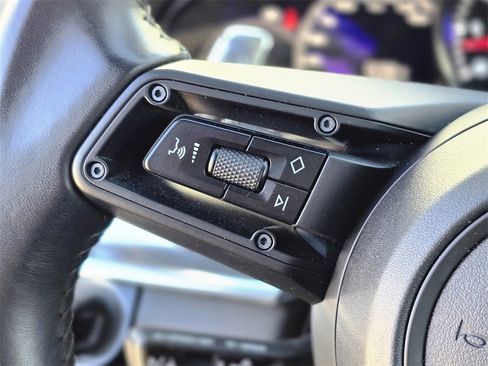 Used 2023 Porsche Panamera 4 Platinum Edition image 24