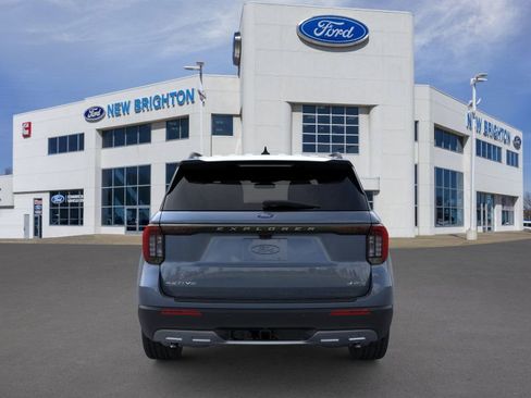 New 2025 Ford Explorer Active w/ Active Comfort Package image 5