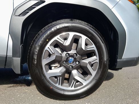 Used 2026 Subaru Forester Premium AWD/4WD image 41